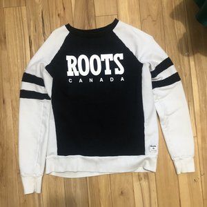 Roots Graphic Crewneck - Small